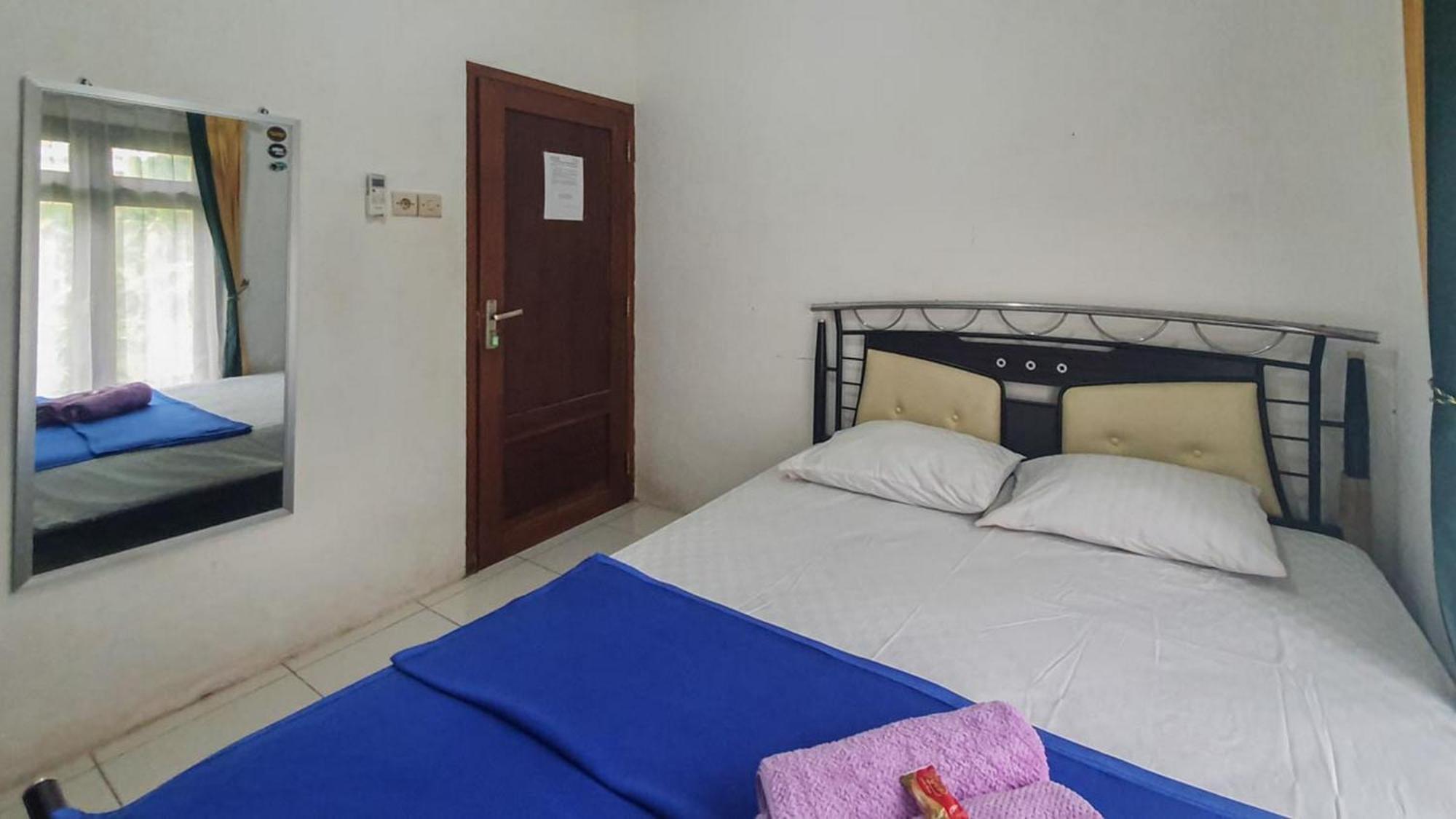 בניוואנגי Villa Pakis Residence Banyuwangi מראה חיצוני תמונה