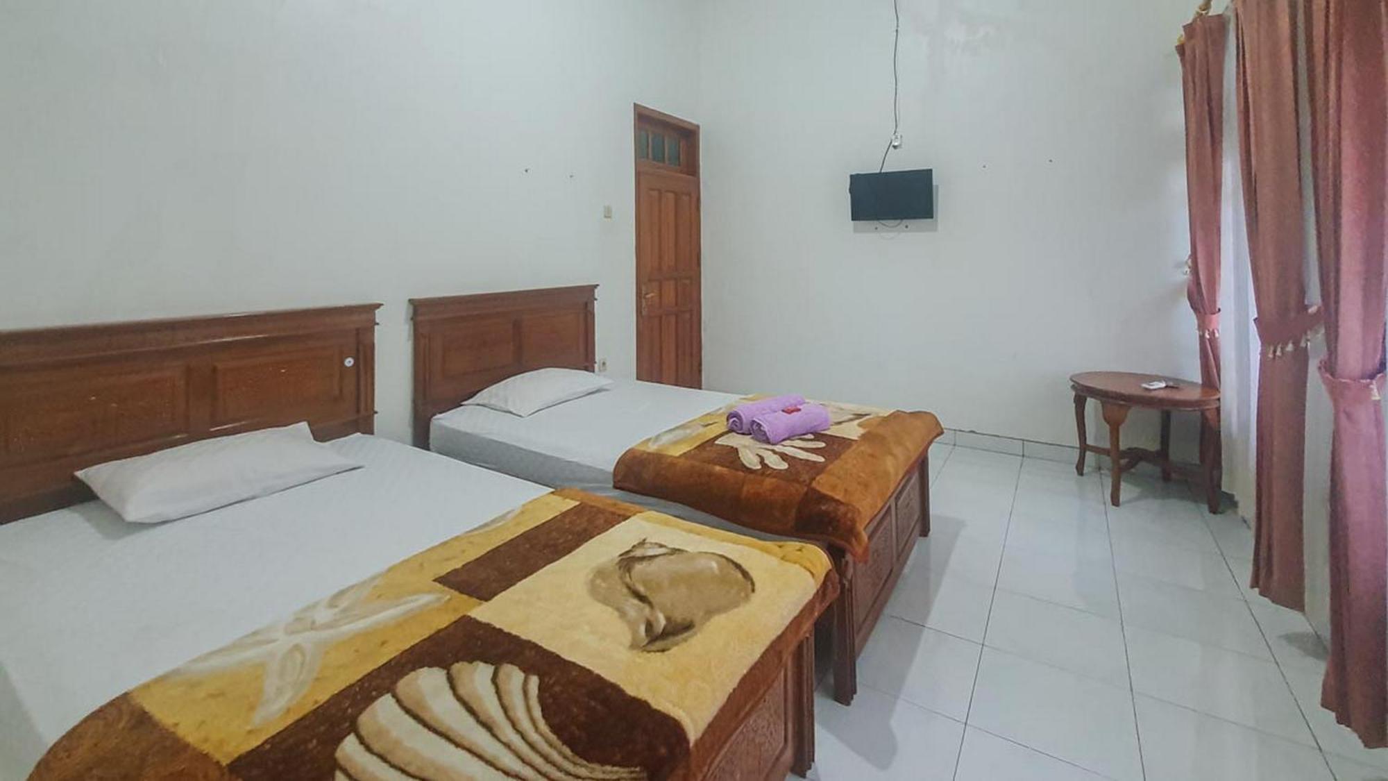 בניוואנגי Villa Pakis Residence Banyuwangi מראה חיצוני תמונה