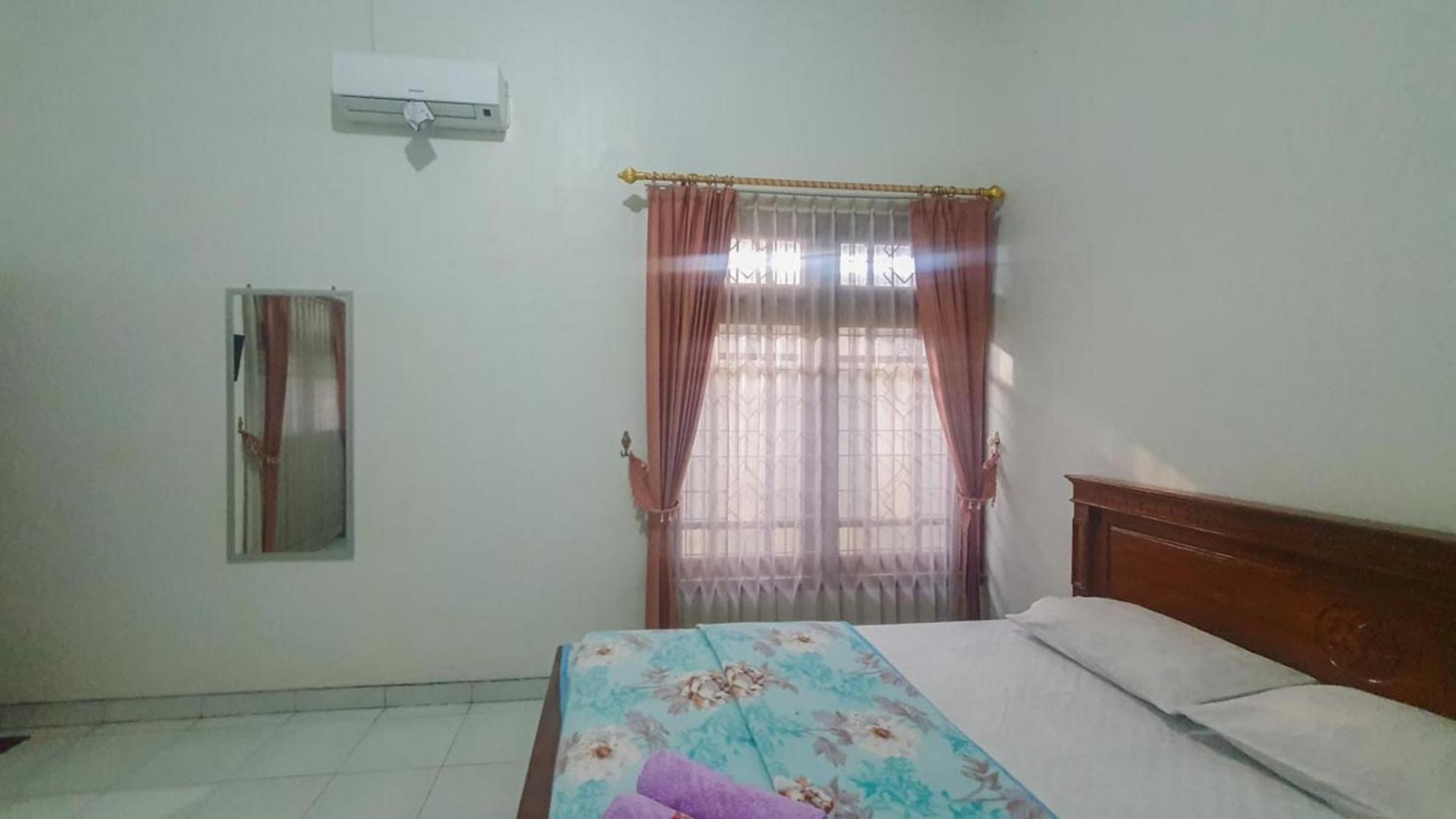 בניוואנגי Villa Pakis Residence Banyuwangi מראה חיצוני תמונה