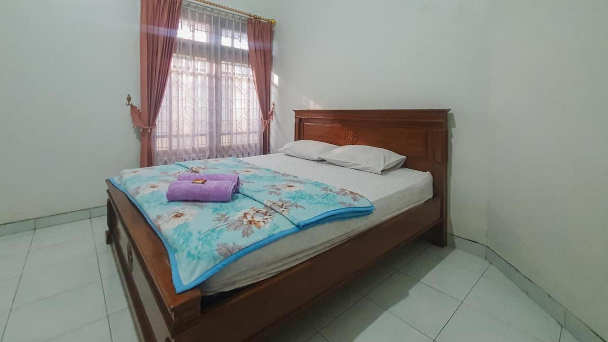 בניוואנגי Villa Pakis Residence Banyuwangi מראה חיצוני תמונה